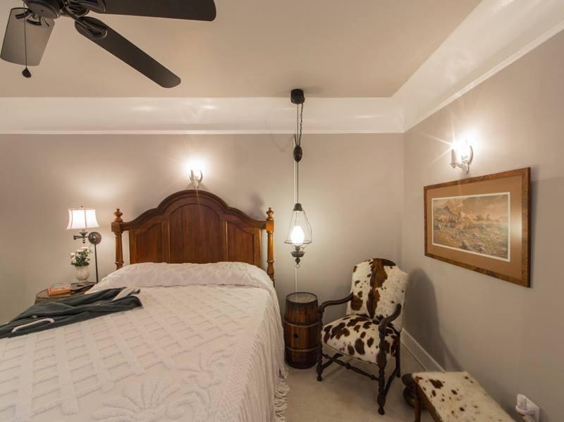 Knob Hill Bed And Breakfast ฟลินต์ ภายนอก รูปภาพ